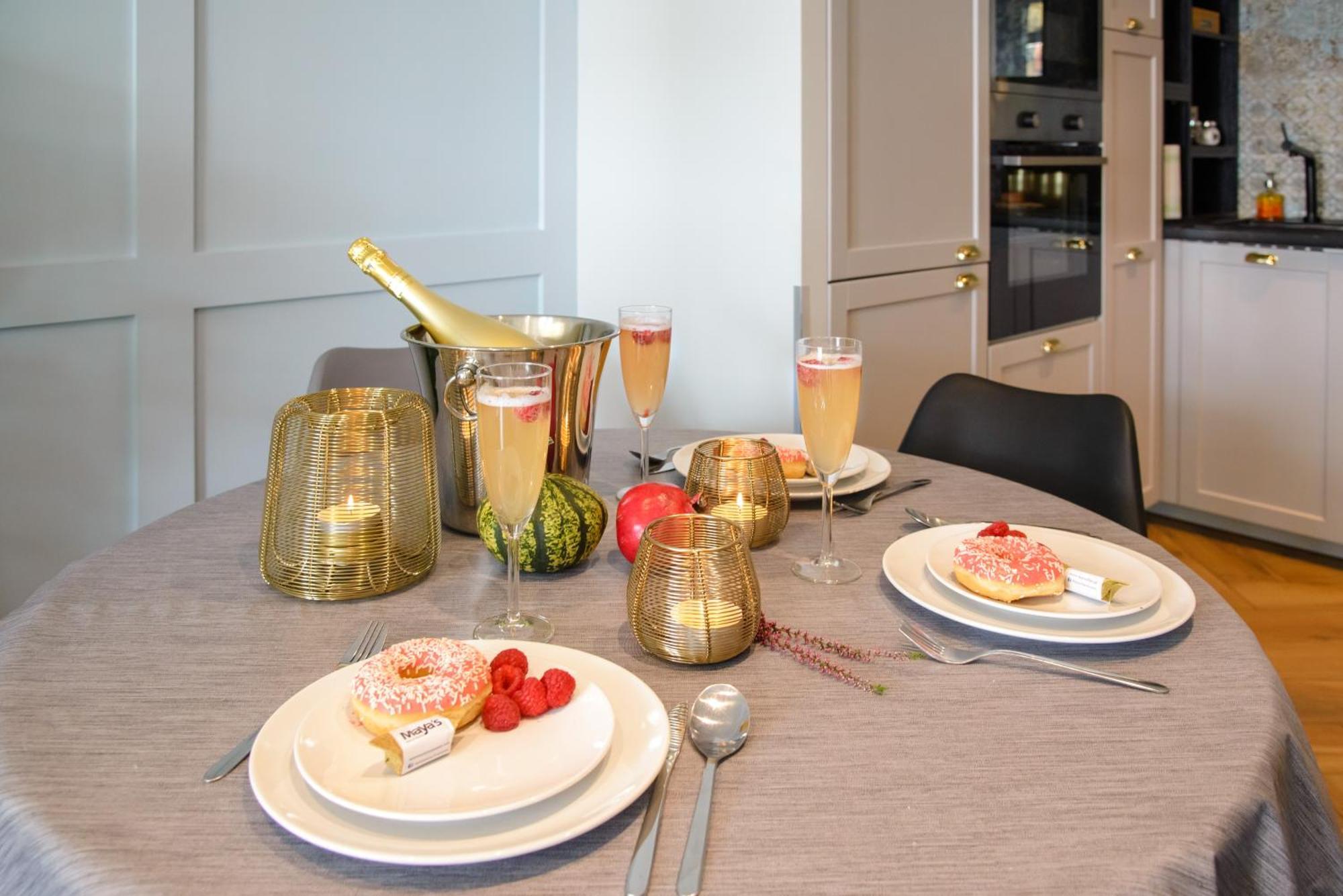 Maya'S Flats & Resorts 34 - Chmielna 73 Gdańsk Eksteriør billede